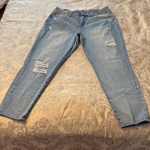 Trendy Distressed Women's Skinny Jeans in Light Blue